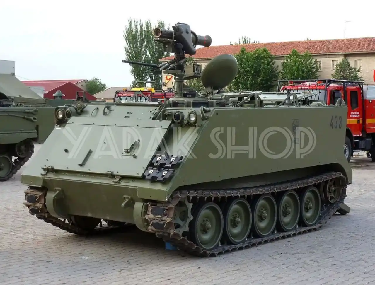 M113 M113