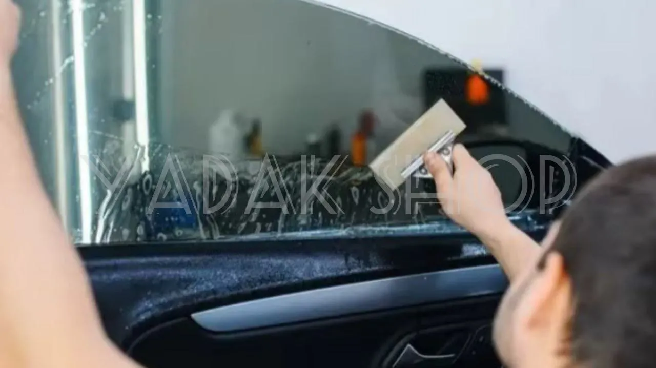 برچسب شیشه خودرو برچسب شیشه خودرو